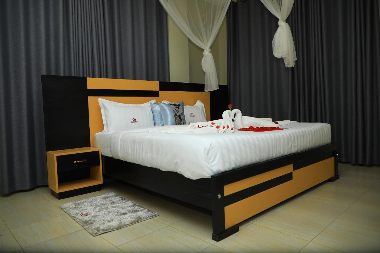 Galaxy Motel Кампала Экстерьер фото